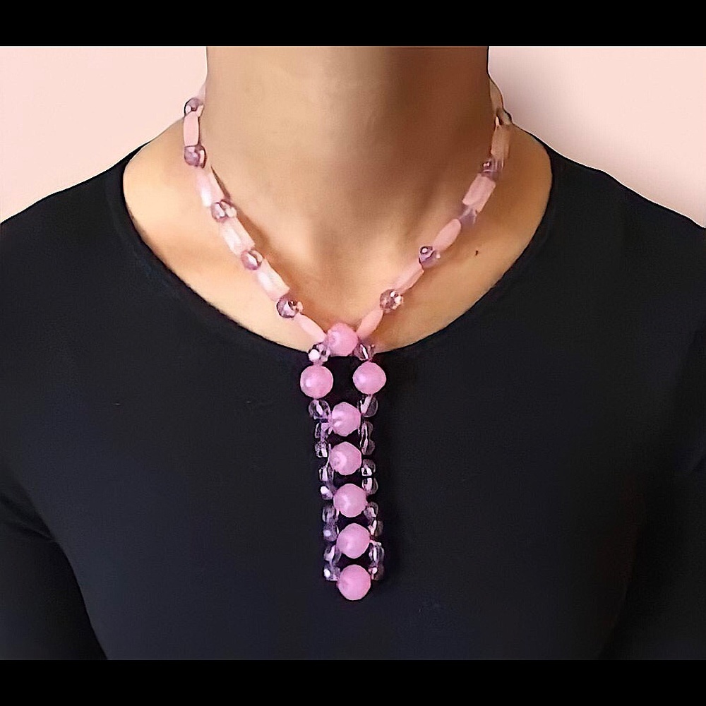 Cute bead necklace